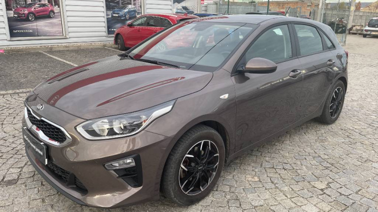 Kia Ceed 1,4 MPI 100PS M6 Silver