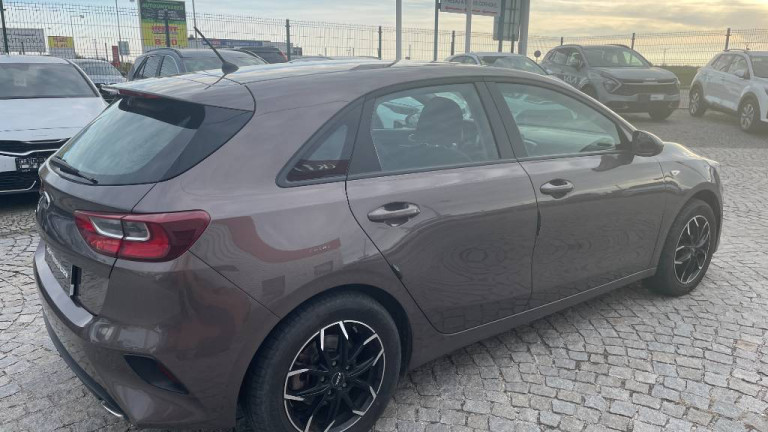 Kia Ceed 1,4 MPI 100PS M6 Silver