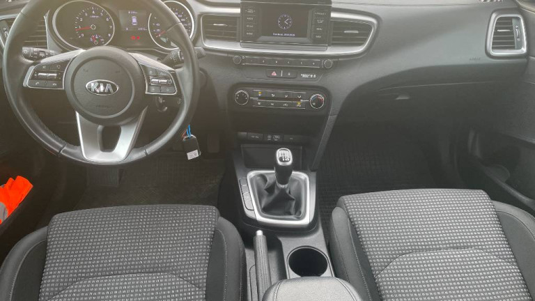 Kia Ceed 1,4 MPI 100PS M6 Silver