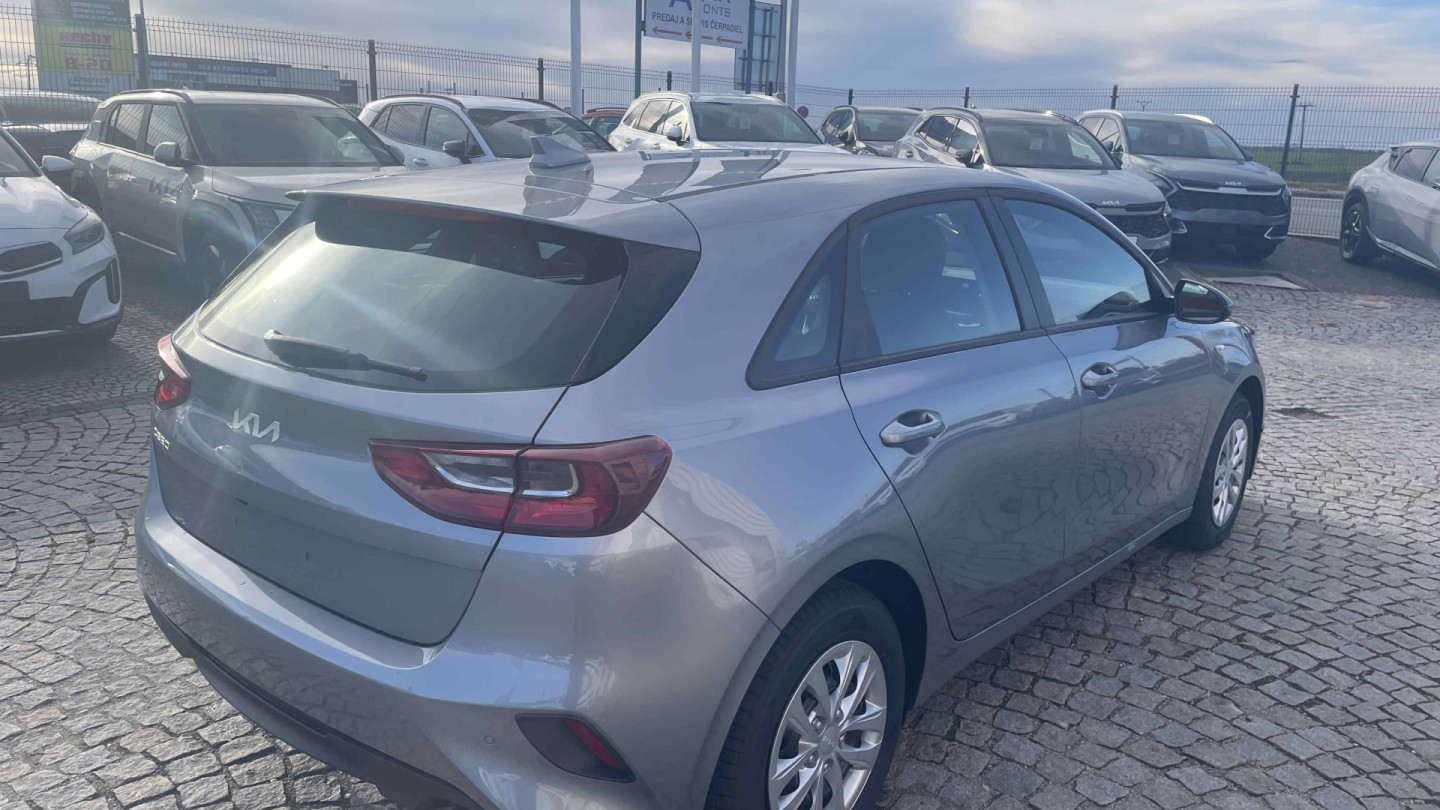 Kia CEED 1,5 T-GDi SILVER 7DCT