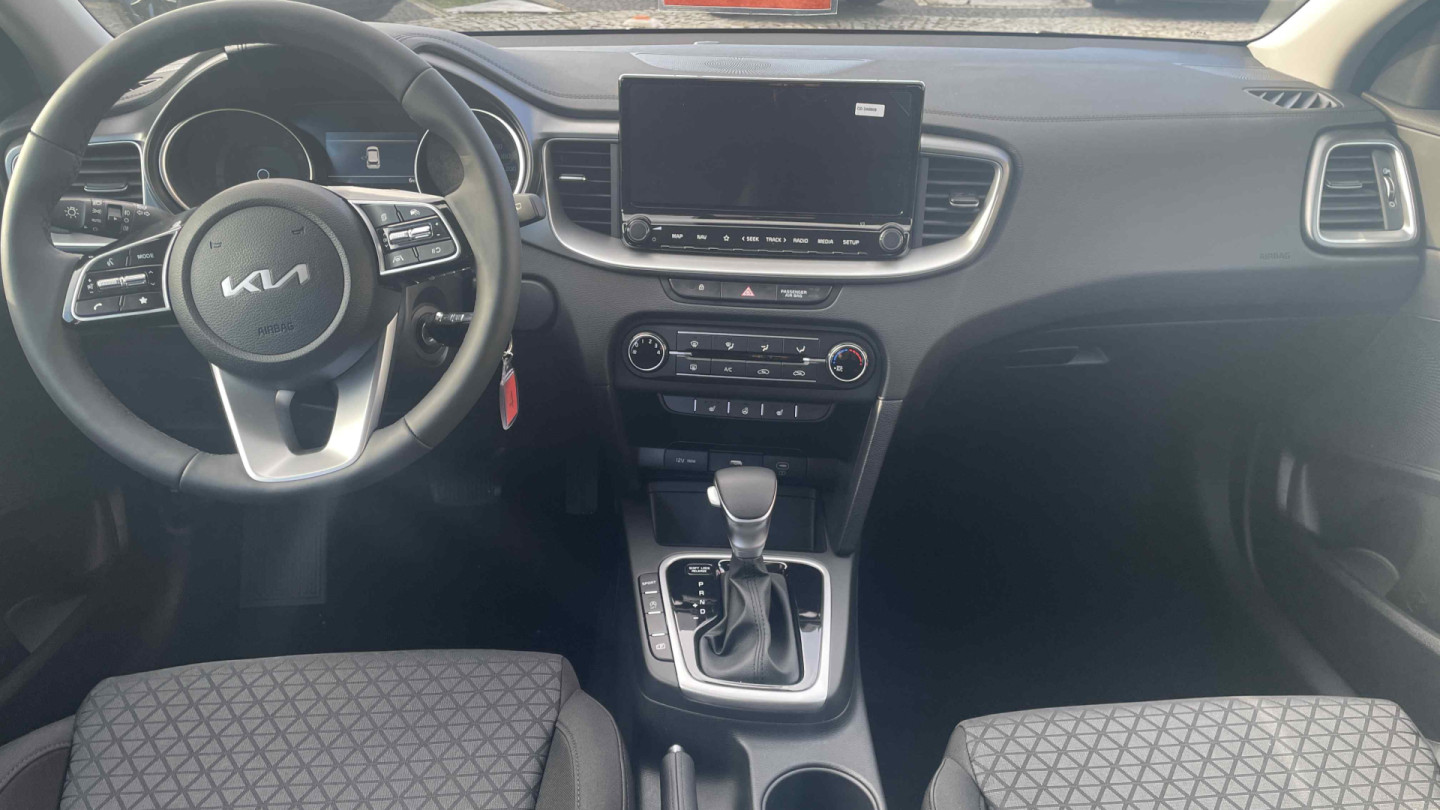 Kia CEED 1,5 T-GDi SILVER 7DCT