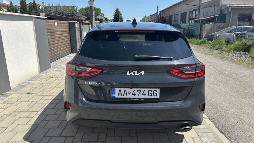 Kia Ceed 1.5 T-GDi Gold