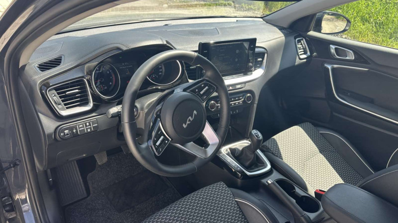 Kia Ceed 1.5 T-GDi Gold