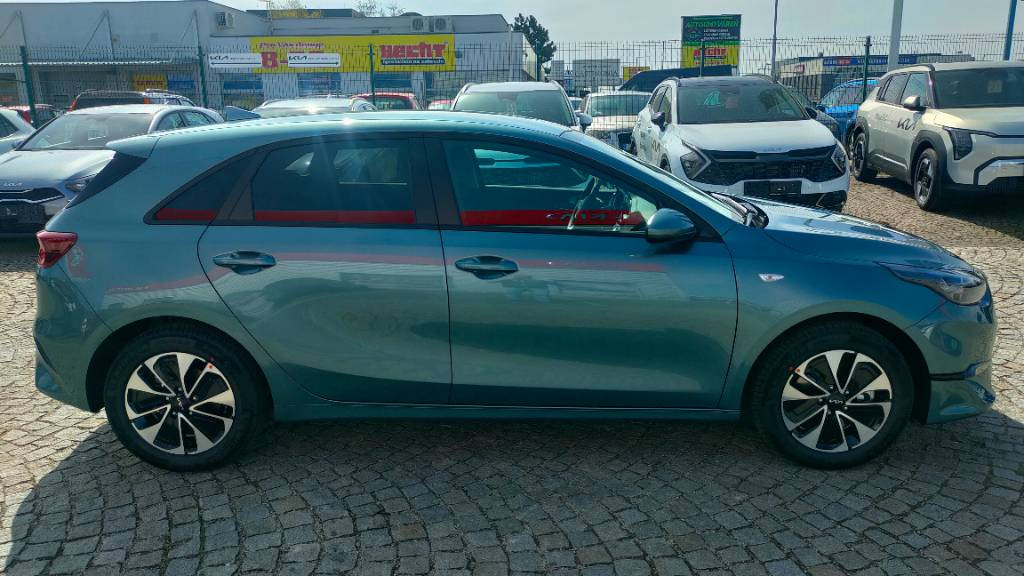 Kia Ceed 1.5 T-GDi Silver