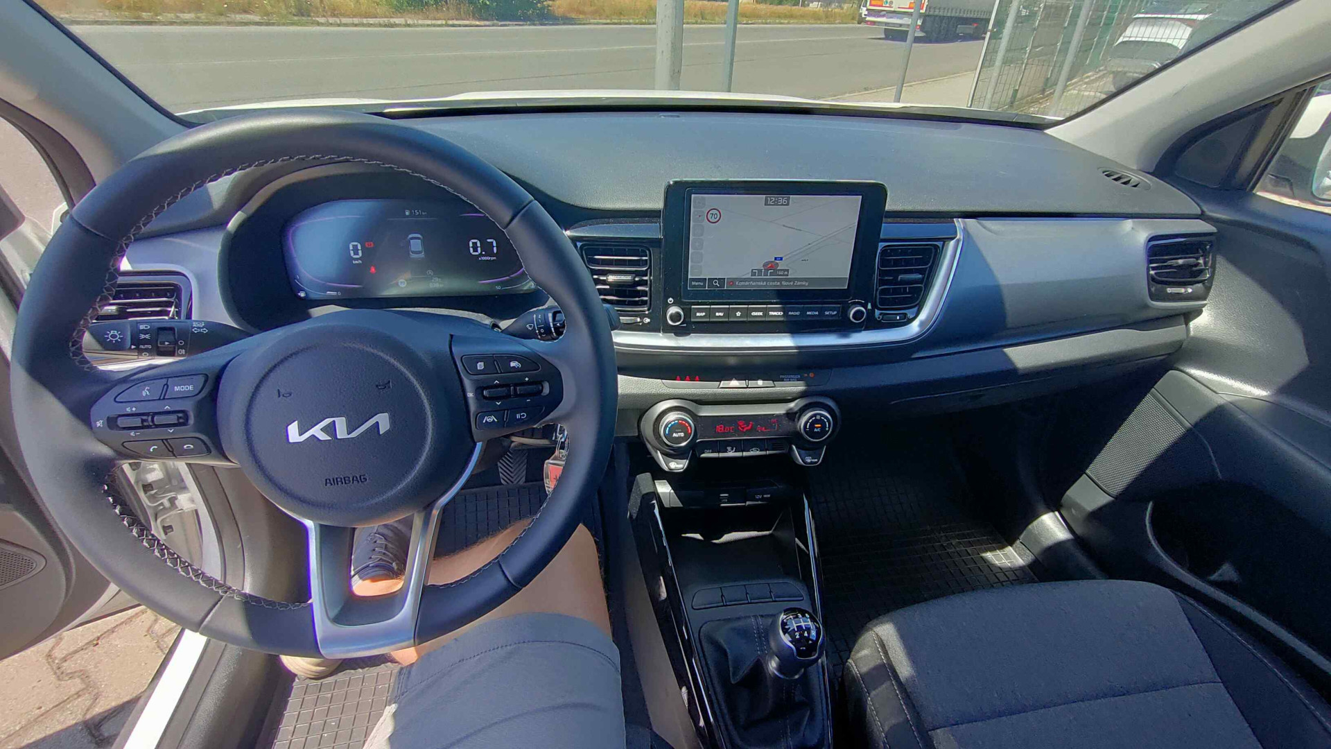 Kia Stonic 1.2 DPi Silver