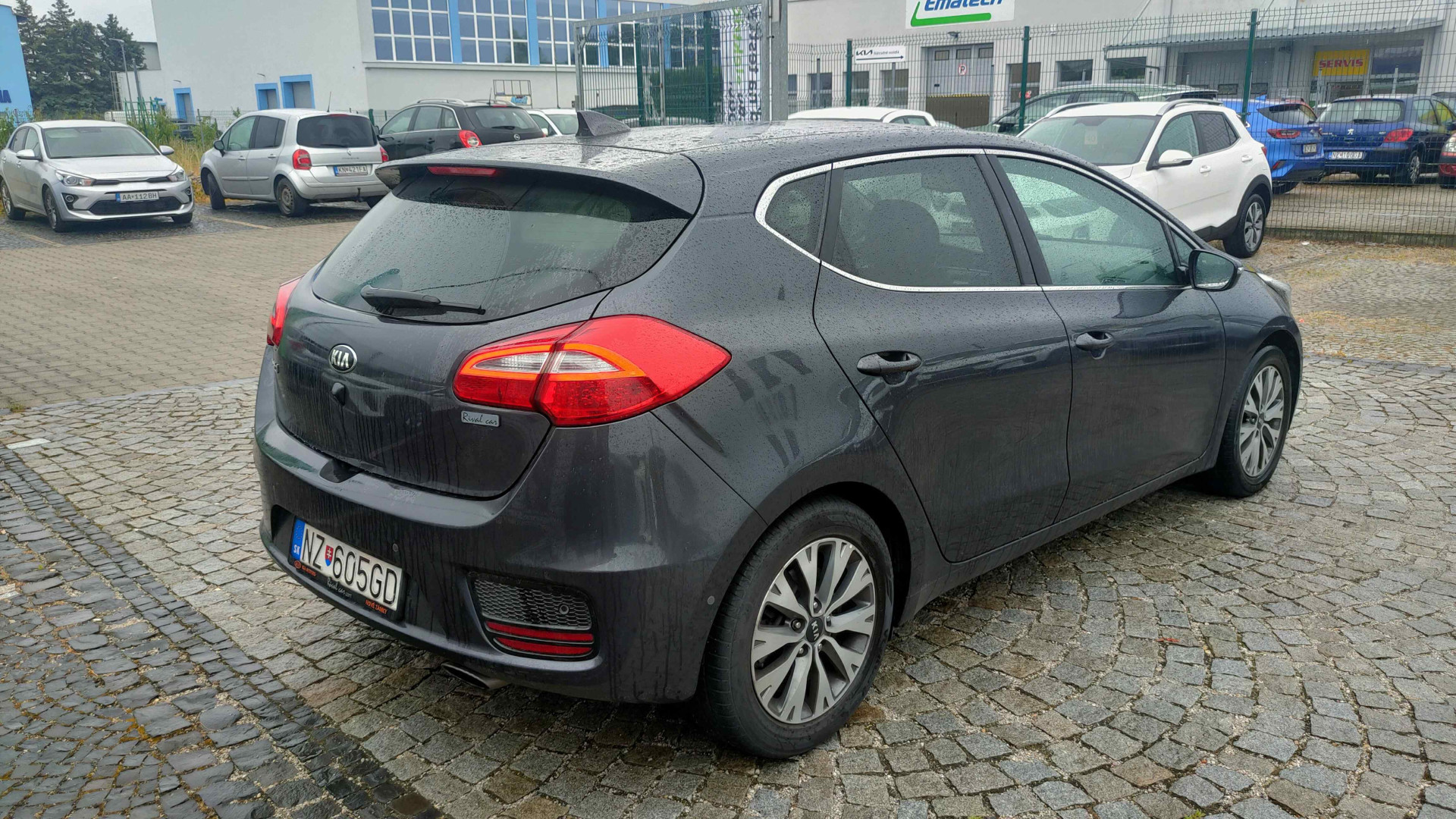 Kia Ceed 1,6 GDI Platinum