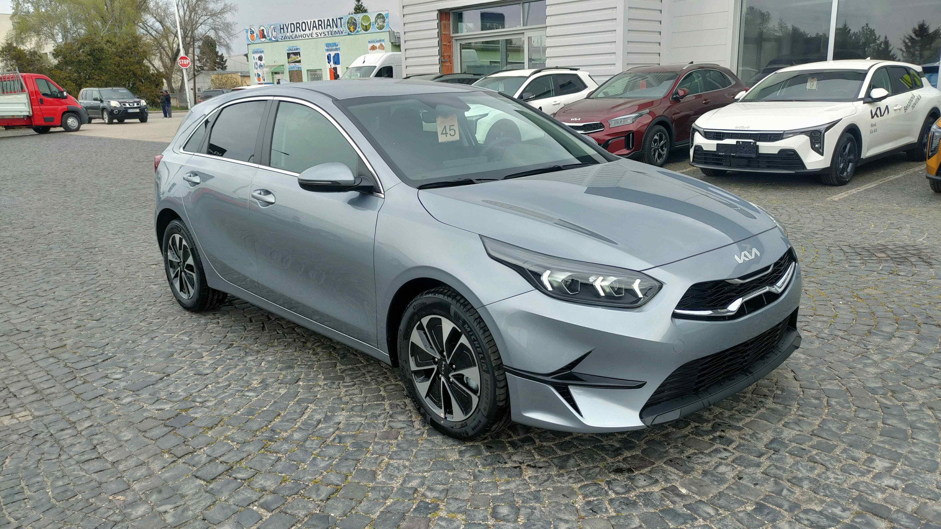 KIA CEED 1,5 T-GDI 7DCT GOLD,LED PACK