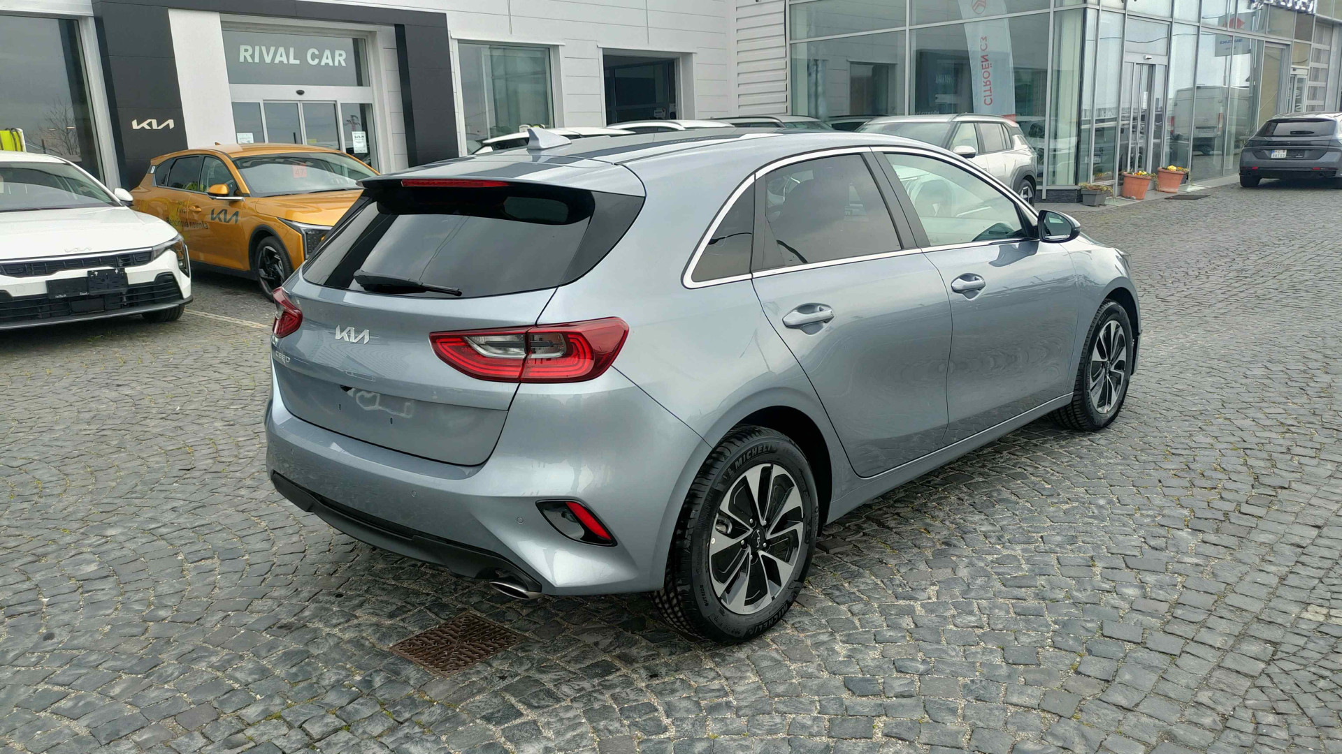 KIA CEED 1,5 T-GDI 7DCT GOLD,LED PACK