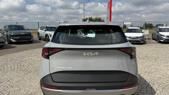 KIA SPORTAGE 1,6 T-GDI FWD 7DCT SILVER,SILVER PAKET