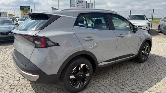 KIA SPORTAGE 1,6 T-GDI FWD 7DCT SILVER,SILVER PAKET