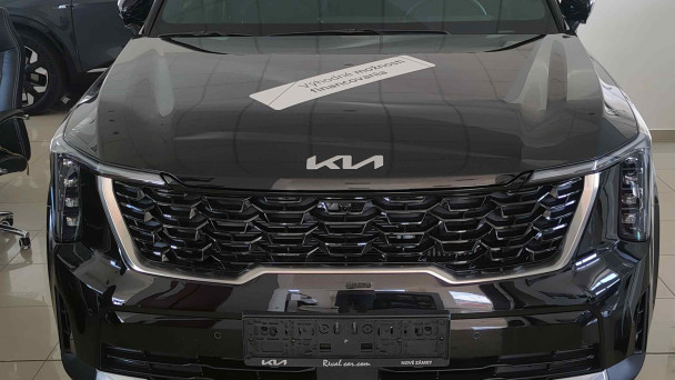 KIA SORENTO 2,2 CRDI AWD PLATINUM 7S