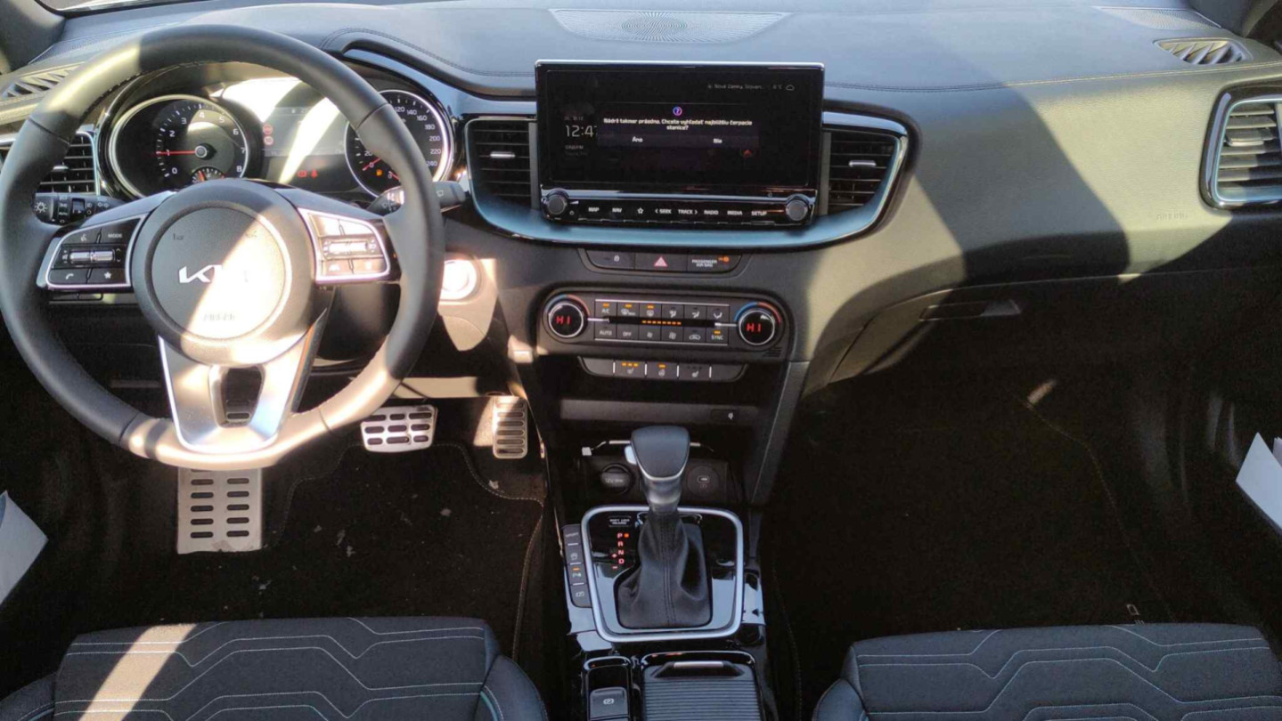 KIA XCEED 1,6 T-GDi Sport 180k DCT7