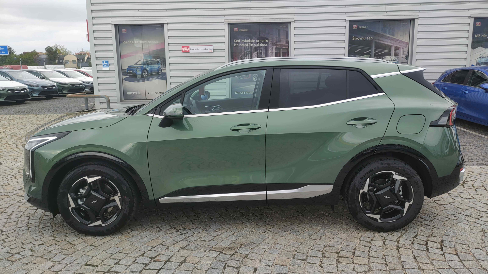KIA SPORTAGE 1,6 T-GDI AWD DCT7 PLATINUM 180k