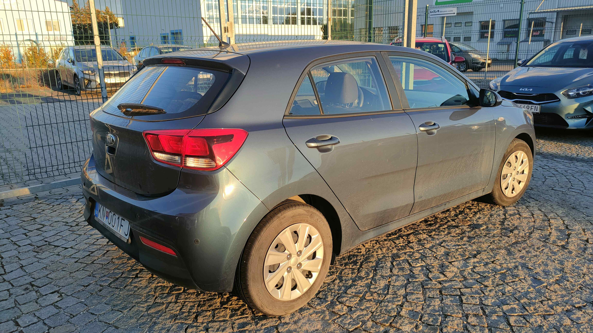 KIA RIO 1,2 Silver