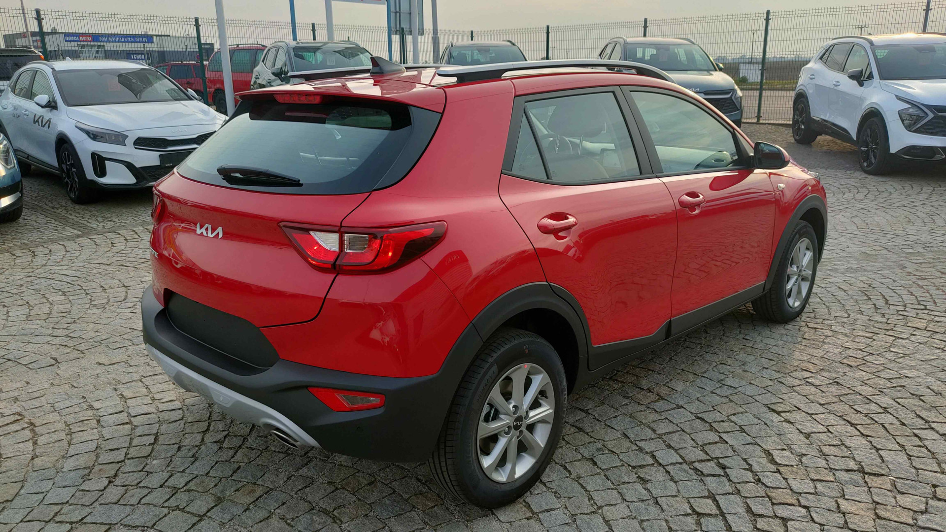 Kia Stonic 1.2 DPi Silver