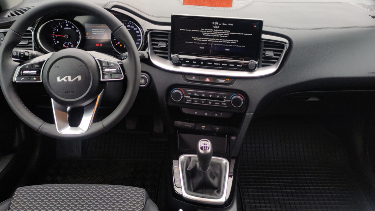 KIA CEED 1,5 T-GDi GOLD 140k M6