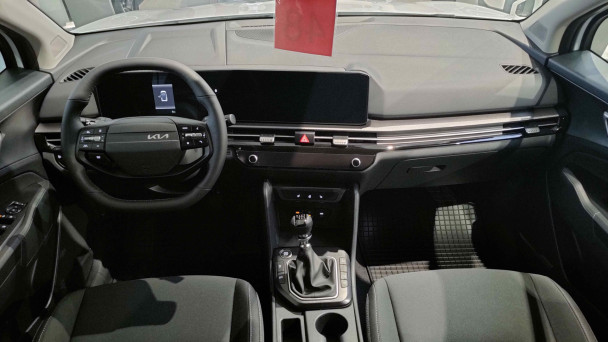 KIA SPORTAGE 1,6 T-GDI Silver 150k FWD M6