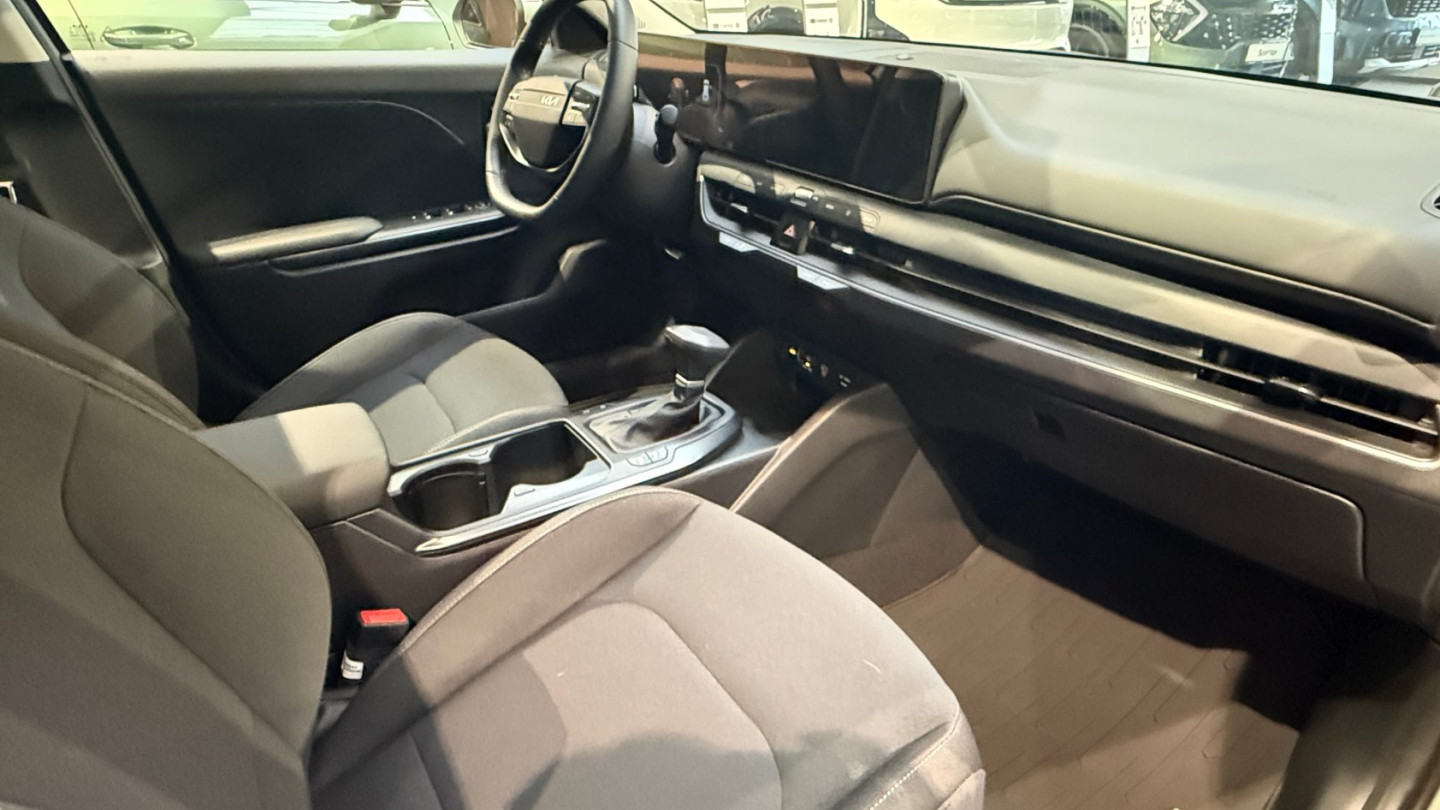 KIA K4 1,6 T-GDi 7DCT Silver + Silver pack + Safety pack