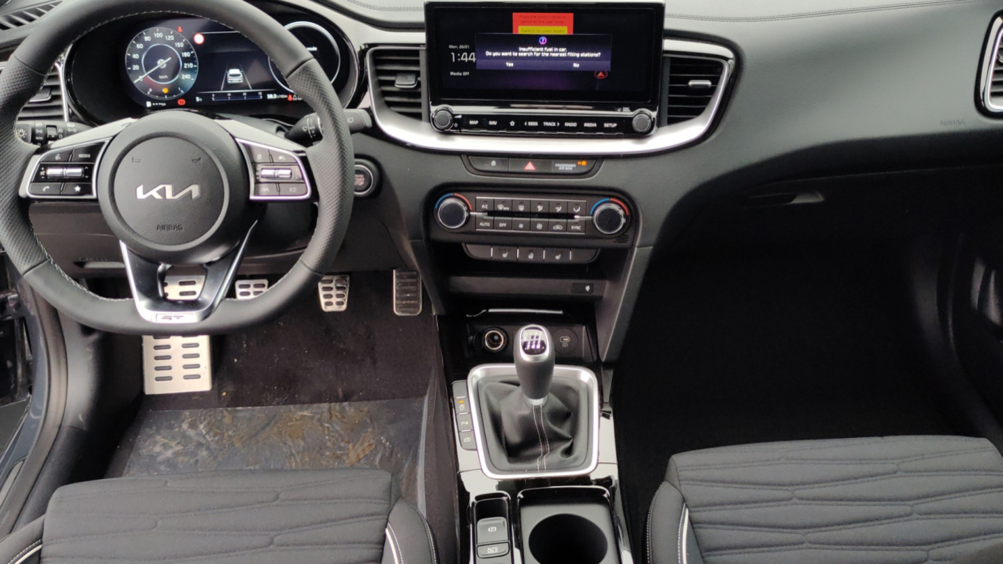 KIA CEED SW 1,5 T-GDi GT Line 140k M6