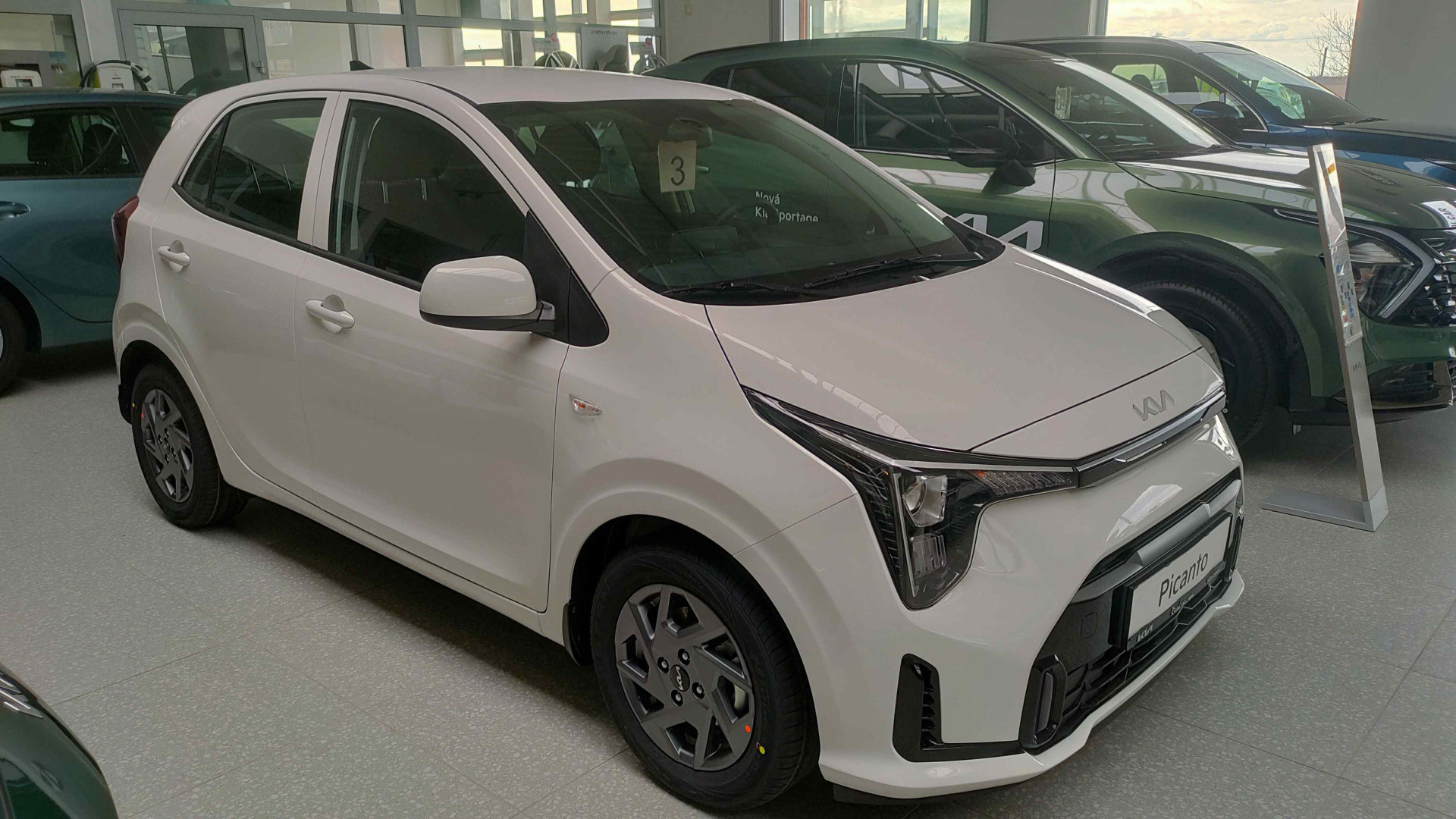 KIA Picanto 1,0 GDI Silver 68k M5