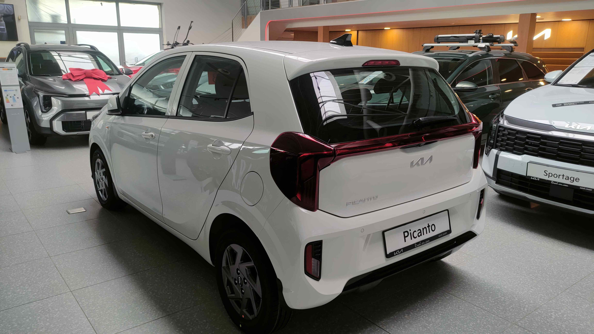 KIA Picanto 1,0 GDI Silver 68k M5