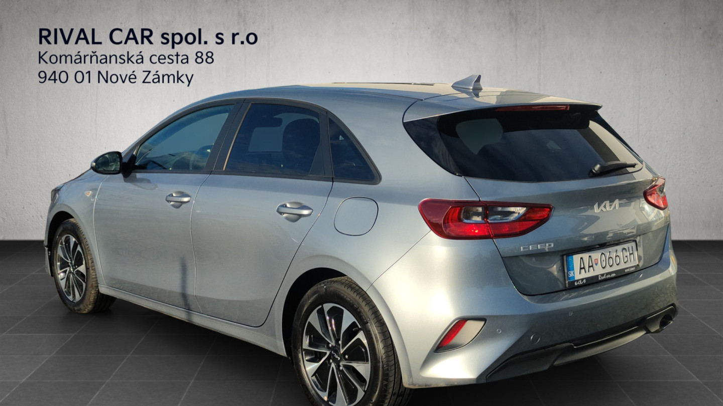 Kia CEED 1,5 T-GDi Silver + Silver pack M6