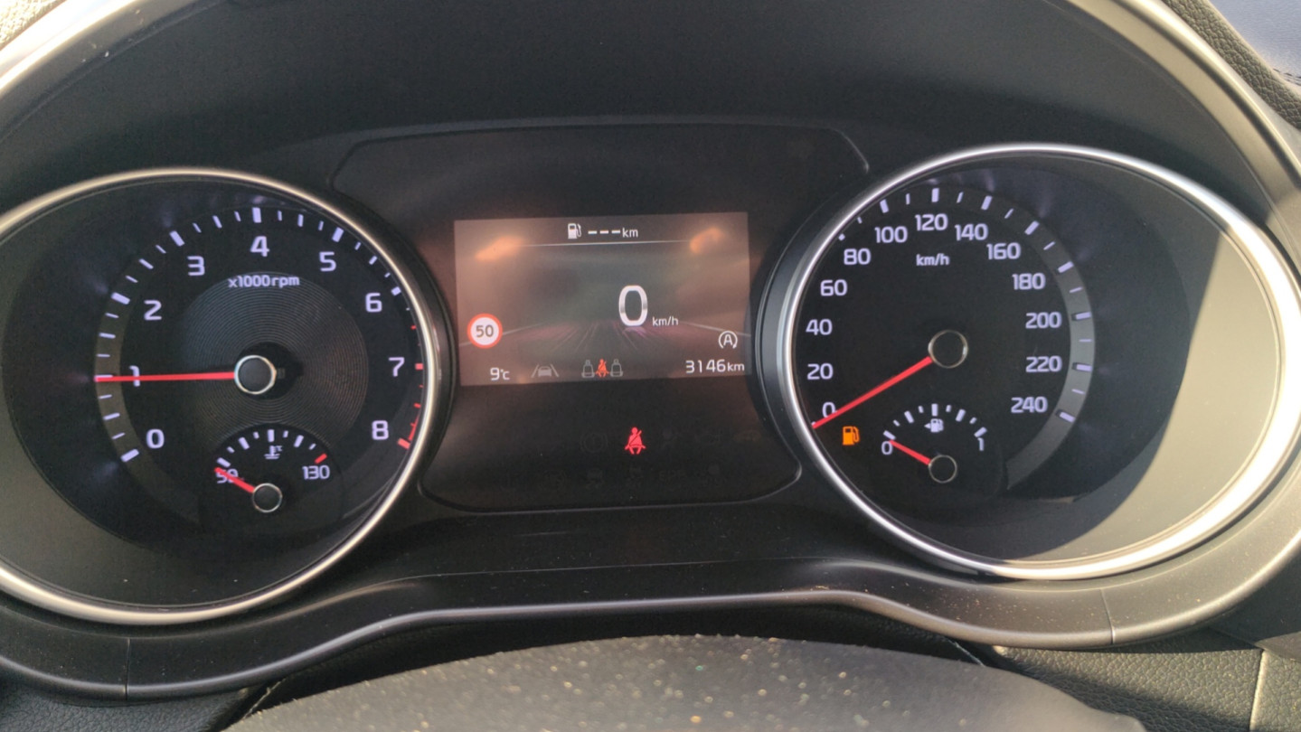 Kia CEED 1,5 T-GDi Silver + Silver pack M6