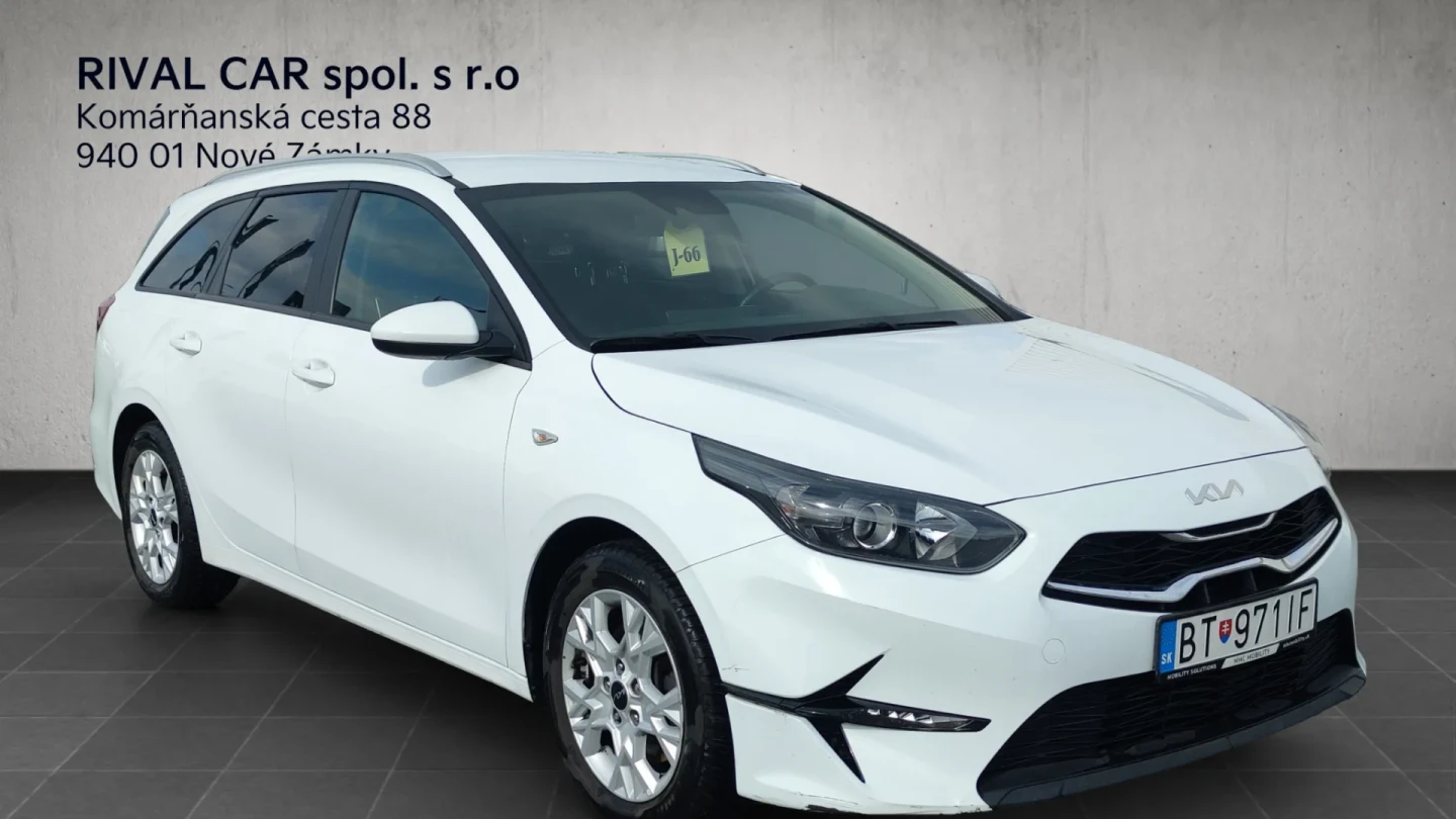 Kia Ceed SW Silver 1,6 CRDi MHEV iM6