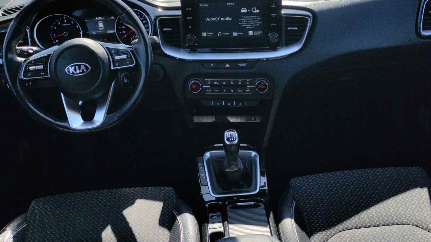 KIA XCEED 1,4 T-GDi 140k M6 GOLD