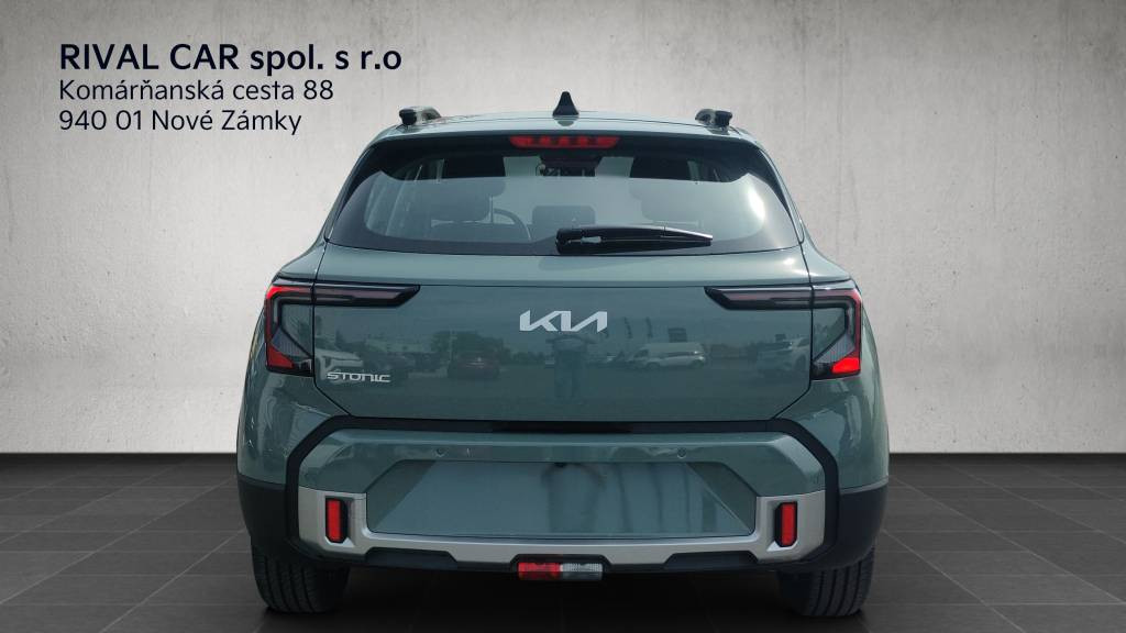 KIA STONIC 1,0 T-GDI M6 SILVER,SILVER PACK