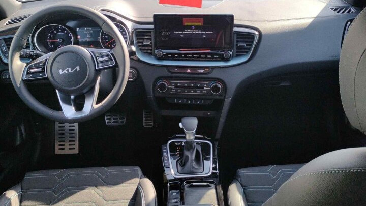 KIA XCEED 1,6 T-GDI LP 7DCT SPORT
