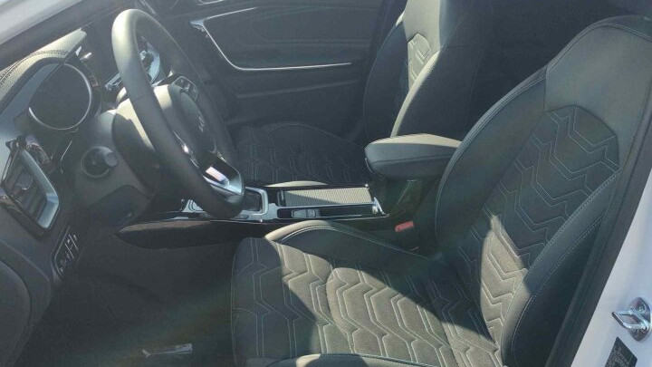 KIA SPORTAGE 1,6 T-GDI FWD 7DCT GOLD