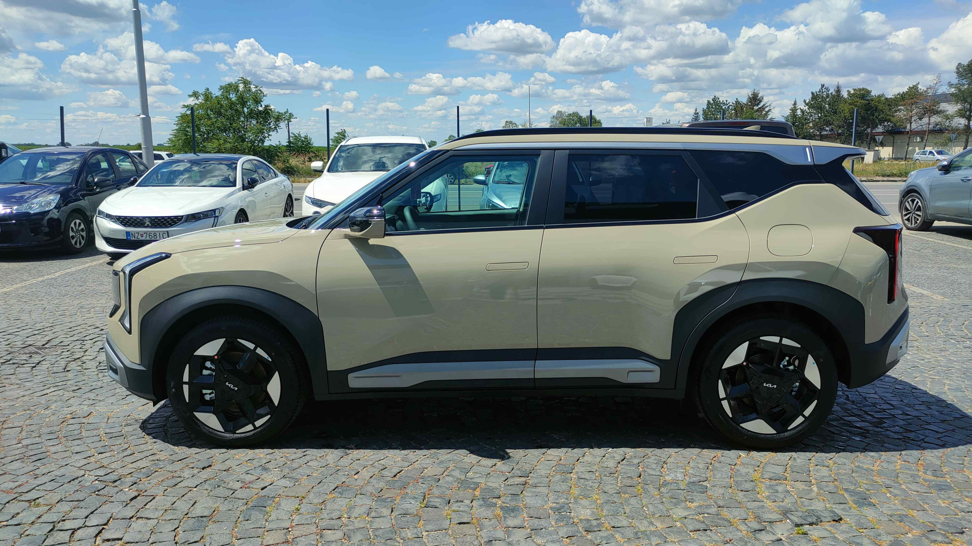 KIA SELTOS 1,6 T-GDI FWD 7DCT GOLD