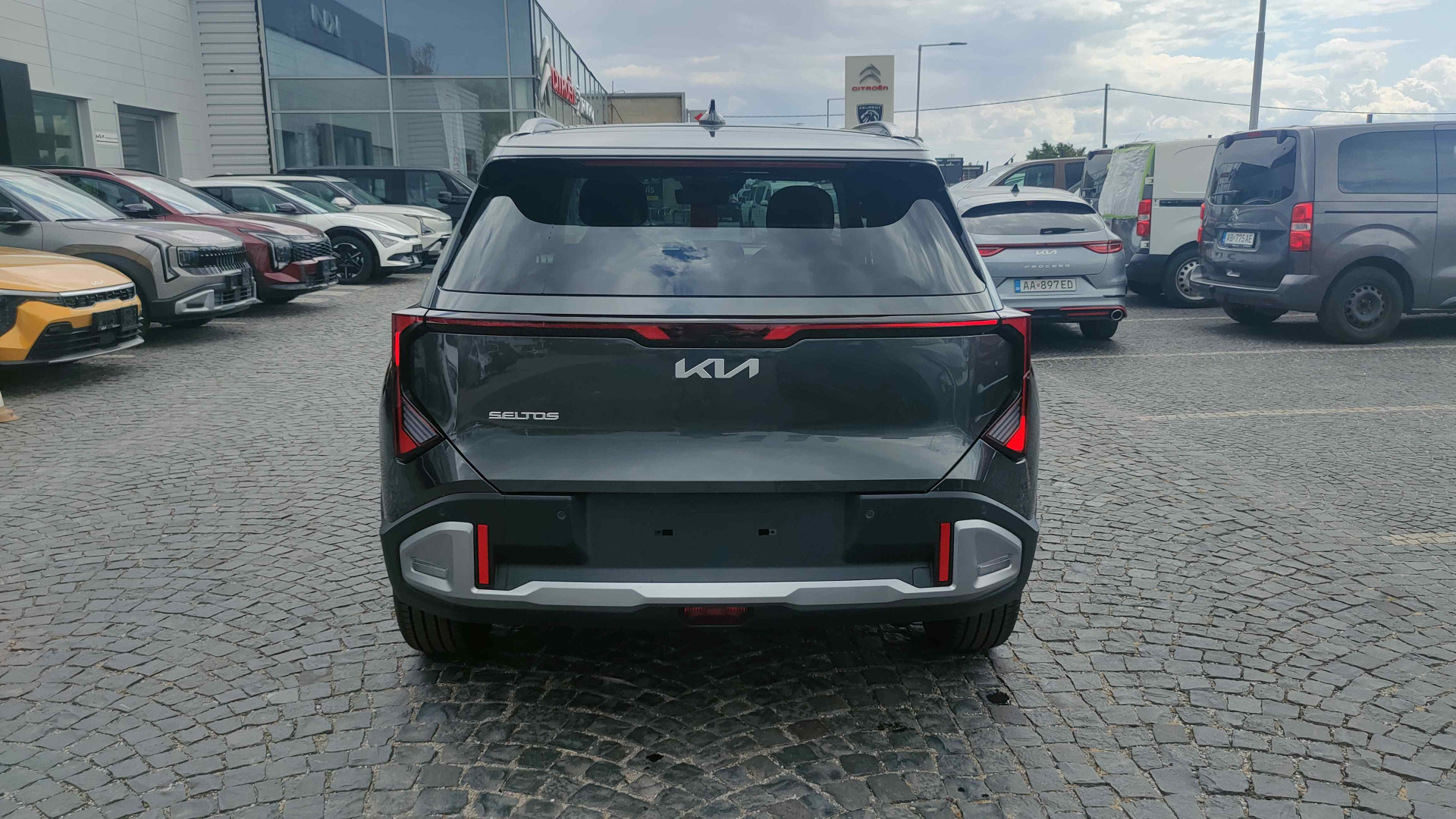 KIA SELTOS 1,6 T-GDI FWD 7DCT GOLD