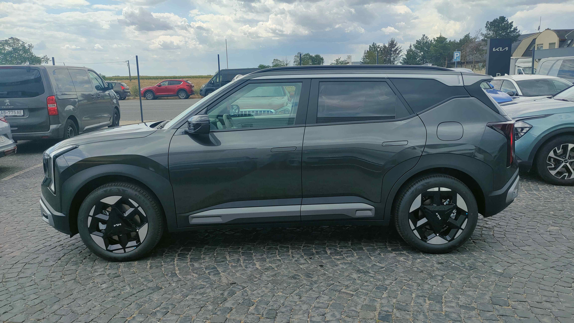 KIA SELTOS 1,6 T-GDI FWD 7DCT GOLD